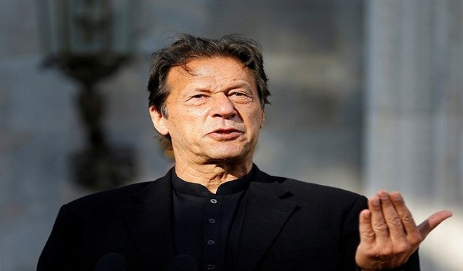 भारत में कोरोना का कहर, पाकिस्तान के पीएम इमरान खान ने ट्वीट कर एकजुटता व्यक्त की