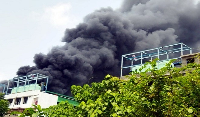 कोविड-19 मरीजों का इलाज कर रहे बगदाद के अस्पताल में लगी आग, 15 की मौत