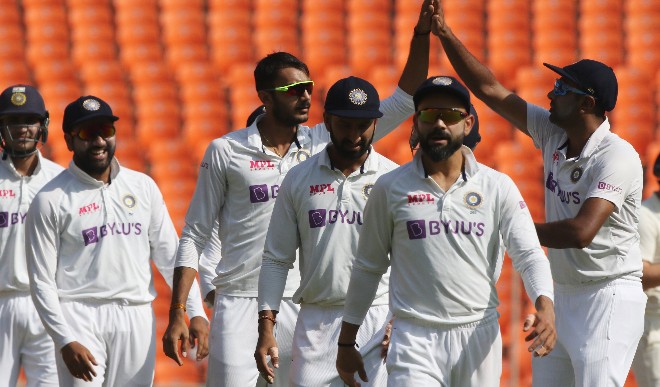 इंग्लैंड दौरे से पहले भारत की पुरुष और महिला टीमों का कड़ा क्वांरटीन    शुरू