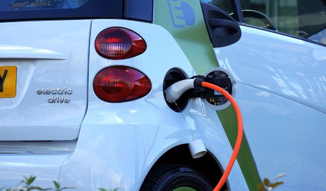 साल 2025 तक नए वाहनों की बिक्री में इलेकट्रिक दोपहिया की बढ़ेगी हिस्सेदारी