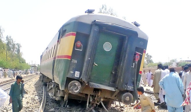 Pakistan train accident 
