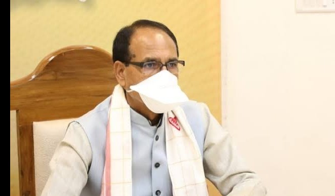CM शिवराज ने जताई तीसरी लहर की आशंका, कहा- इससे पहले वैक्सीनशन जरूरी