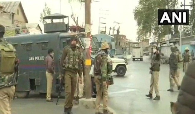 J&K police arrest terror suspect in Jammu, seizes 5.5-kg IED from him