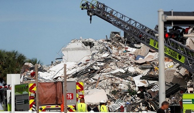 among 150 people missing after building collapse in US
