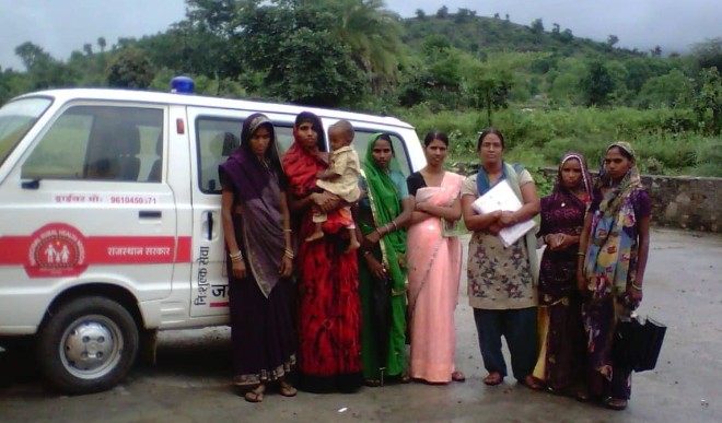  gujarat government suspends covid 19 vaccination campaign for mamata day