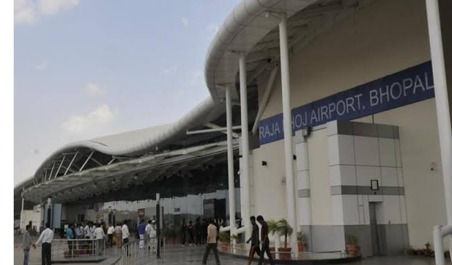 Raja bhoj airport