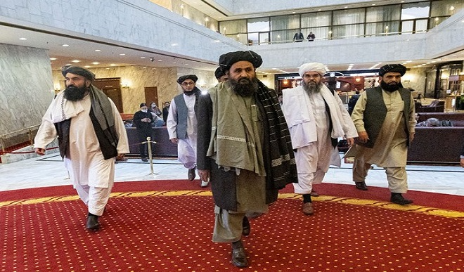 Taliban enters Afghan presidential palace after Ghani flees