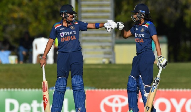 India vs Australia : भारत ने रिकॉर्ड लक्ष्य का पीछा करते हुए ऑस्ट्रेलिया के अजेय अभियान को रोका