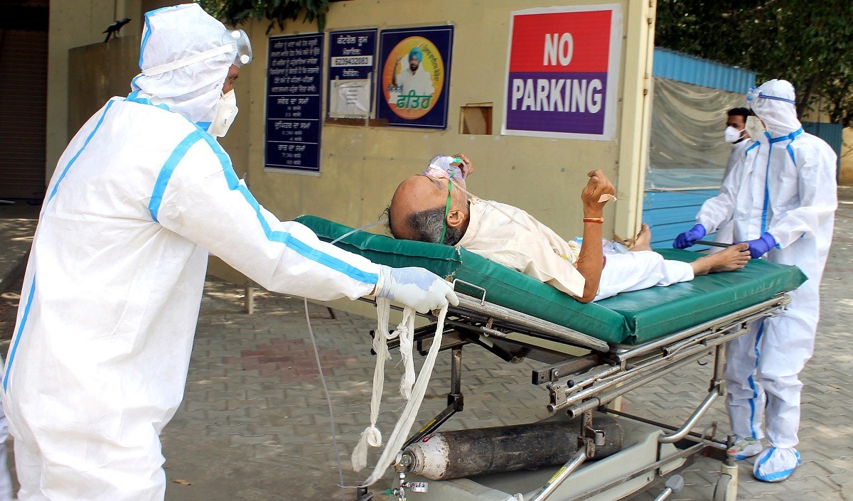 दिल्ली में कोरोना विस्फोट, पिछले 24 घंटे में आए संक्रमण के 2716 नए मामले, एक व्यक्ति की मौत