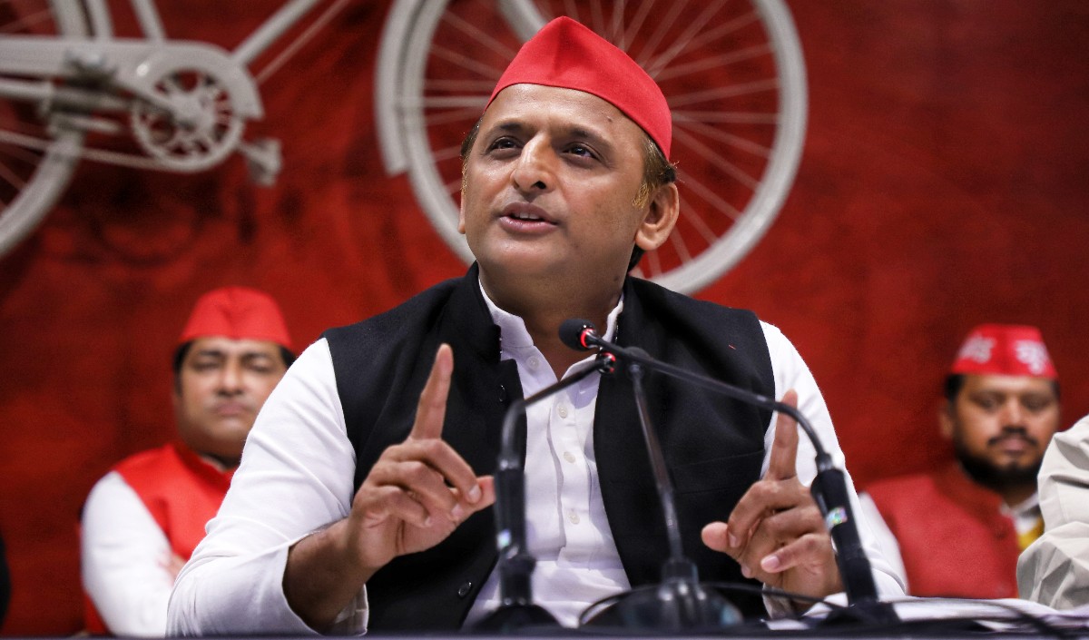 Why is the BJP getting nervous due to the public outcry in the Samajwadi Party