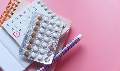 क्या आप भी कर रही हैं गर्भनिरोधक गोलियों का लगातार इस्तेमाल? ज़रूर पढ़ लें ये साइड इफेक्ट्स