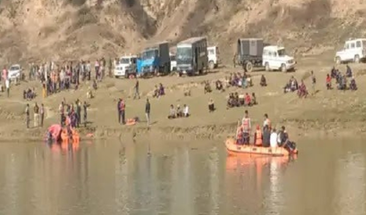 सिंध नदी में पलटी नाव, लापता हुए दो बच्चें, रेस्क्यू ऑपरेशन जारी