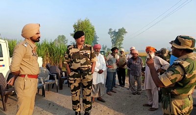भारत पाकिस्तान सीमा पर दिखा ड्रोन, फायरिंग में बीएसएफ ने मार गिराया