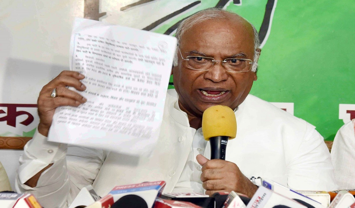 Mallikarjun Kharge img