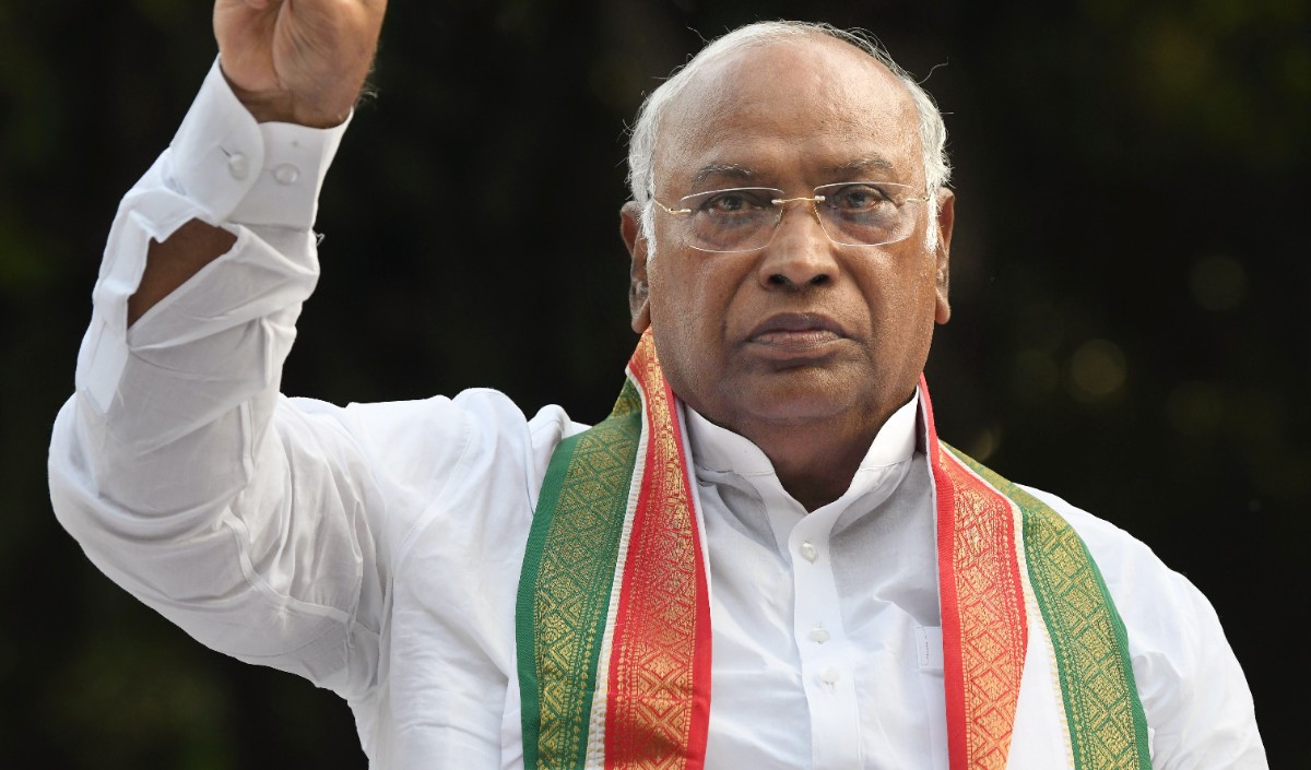 congress will break the cycle of lies and hatred we will save democracy