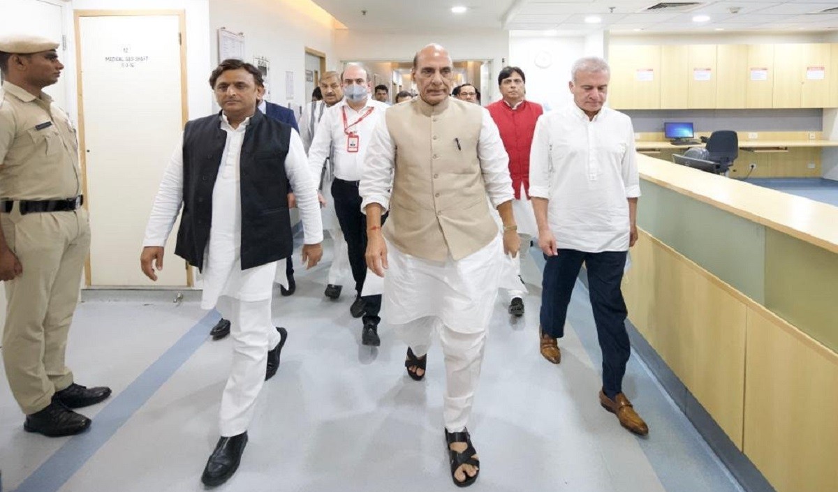 Rajnath Singh at medanta