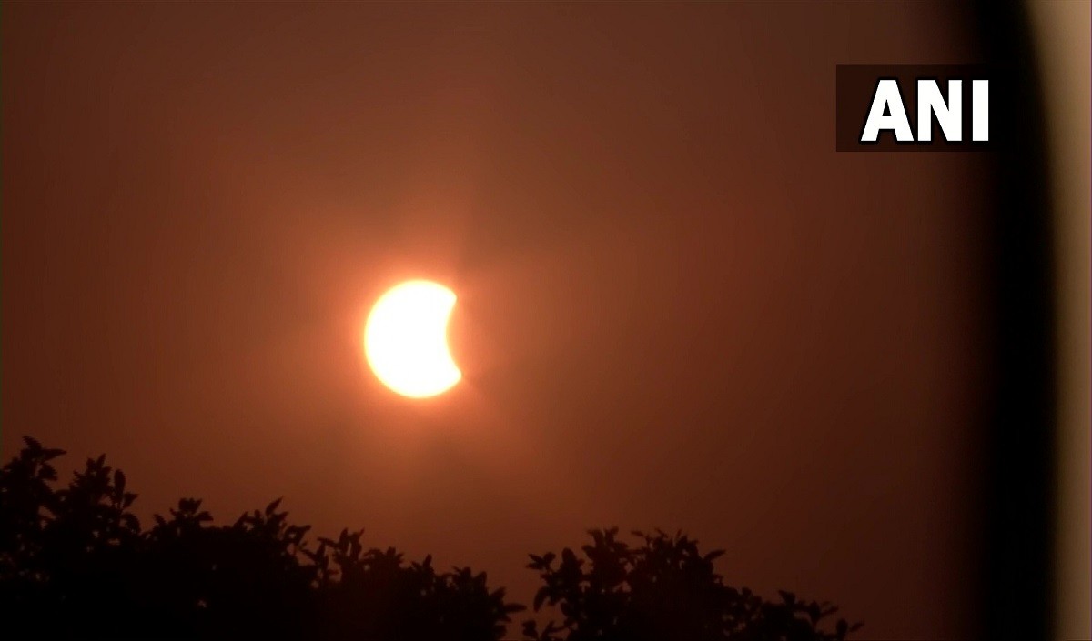 Last solar eclipse of the year took place in India, a dip of faith at