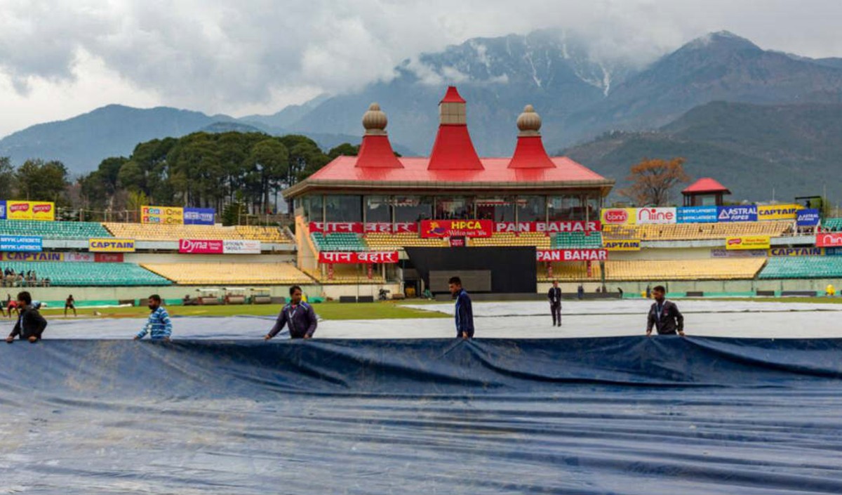 धर्मशाला भारत-श्रीलंका के टी-20 सीरीज के दूसरे मैच पर खराब मौसम के चलते अनिशिचतता के बादल