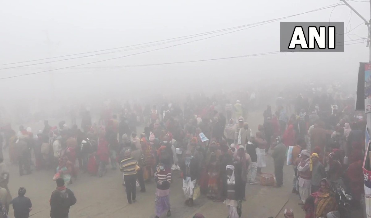 Holy dip in Ganges Holy dip in Ganges