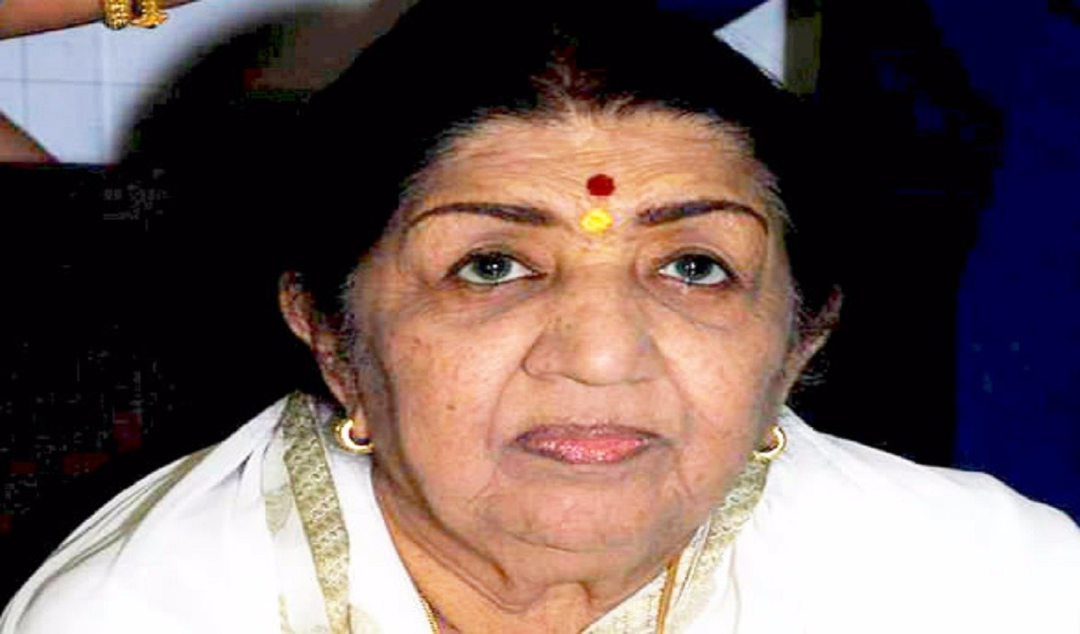 lata mangeshkar large 1506 17