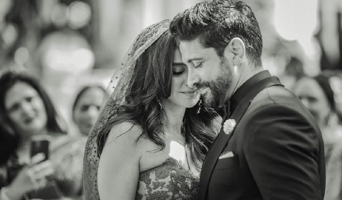 शिबानी दांडेकर बनीं 'अख्तर', नाम बदलकर फरहान के संग शादी की शेयर की तस्वीरें