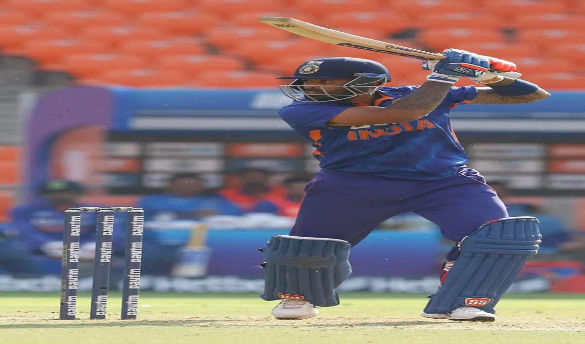श्रीलंका के खिलाफ तीन मैचों की टी20 सीरीज से पहले भारत को लगा एक और झटका, दीपक चाहर के बाद सूर्यकुमार यादव भी हुए बाहर