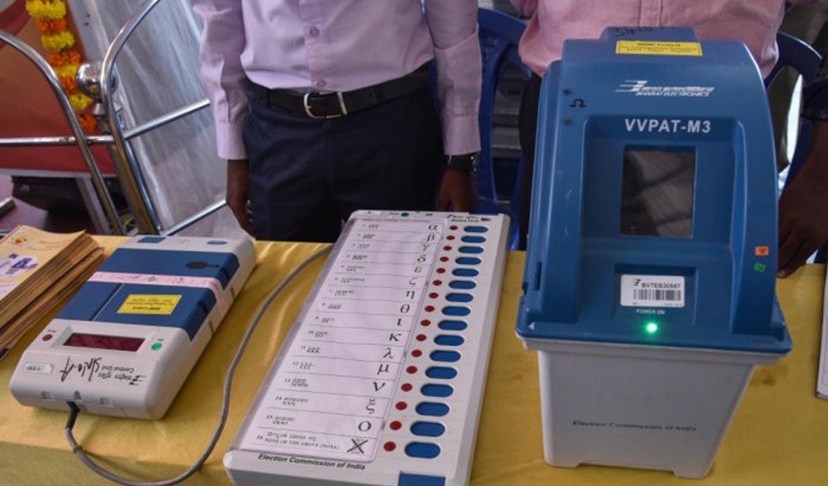 चुनाव आयोग पहली बार करने जा रहा है यूपी  विधानसभा चुनाव में सभी बूथों पर, VVPAT का उपयोग