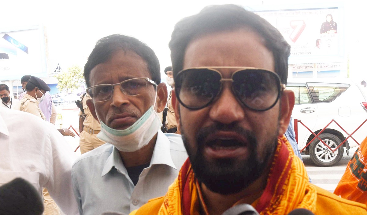Dinesh Lal Yadav Dinesh Lal Yadav