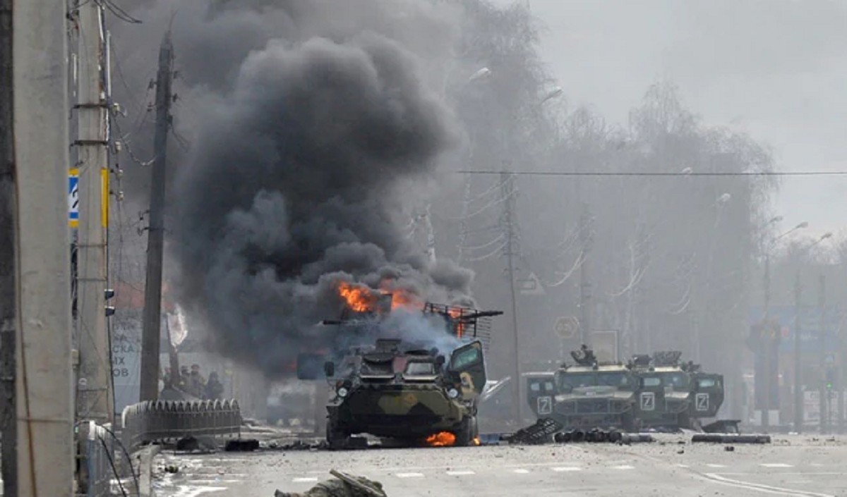 BREAKING : यूक्रेन के पश्चिमी शहर ल्वीव के नजदीक शक्तिशाली बम विस्फोट हुए, जो बाइडन ने दी रूस को चेतावनी