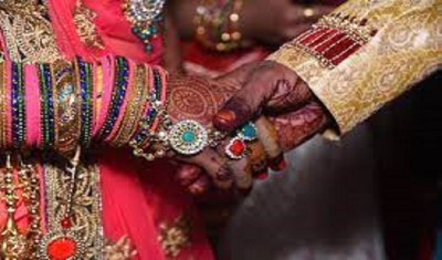 रूस छोड़कर आई लड़की ने देसी छोरे से की शादी, पढ़ें अनोखी Love Story