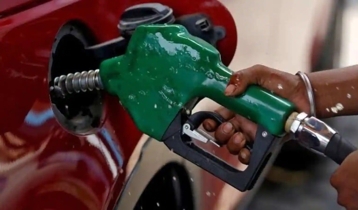 पेट्रोल-डीजल के दामों में लगी आग, जानिए आपके शहर में क्या हैं तेल की ताजा कीमतें