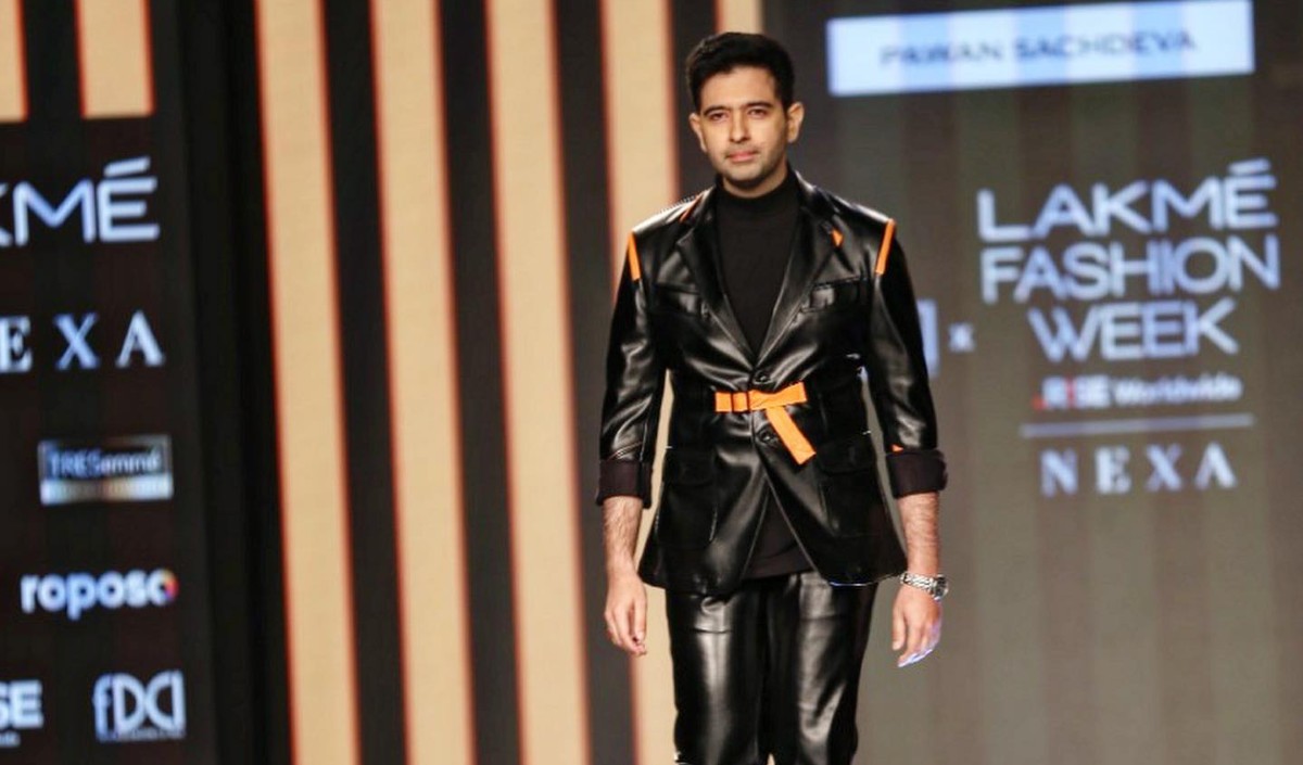 लैक्मे फैशन वीक के नए शो स्टॉपर बने AAP नेता राघव चड्ढा, हीरो की तरह किया रैम्प वॉक, वीडियो वायरल