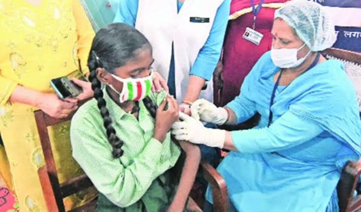 Vaccination in mp