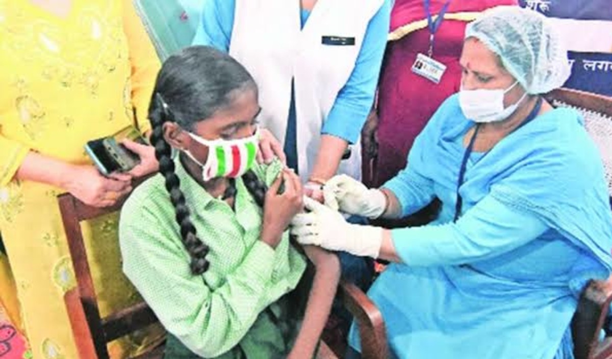 Vaccination in mp
