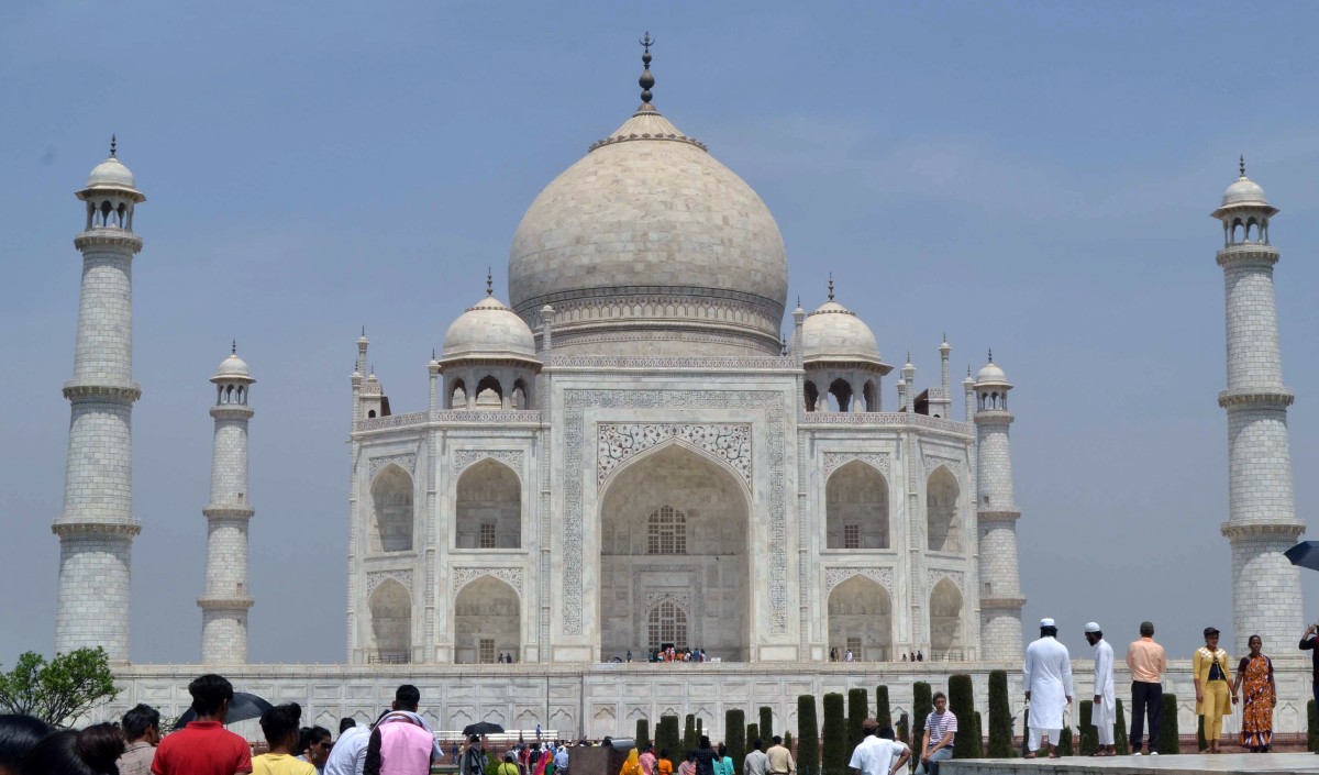 Taj Mahal 22 Rooms Case | इलाहाबाद हाईकोर्ट ने ताजमहल के 22 बंद कमरों को खोलने की याचिका खारिज की