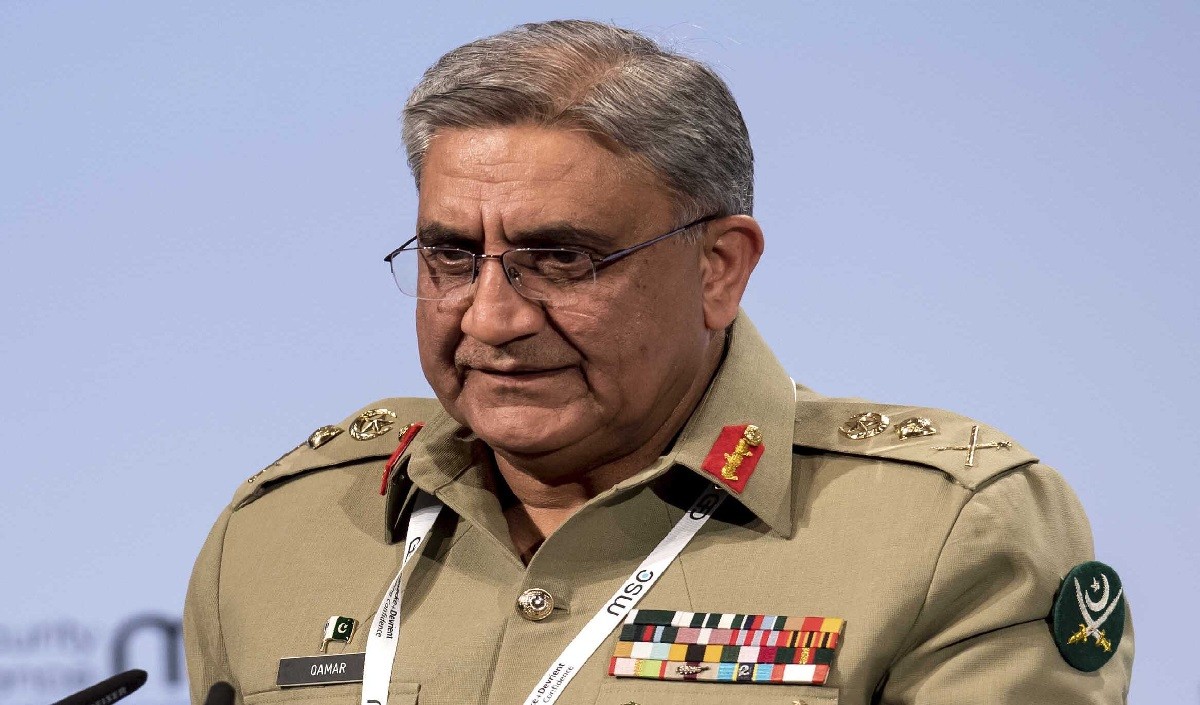 पाकिस्तान में नया आर्मी चीफ बनने वाला है! करांची में बम फटा और बाजवा का सिंहासन डोला