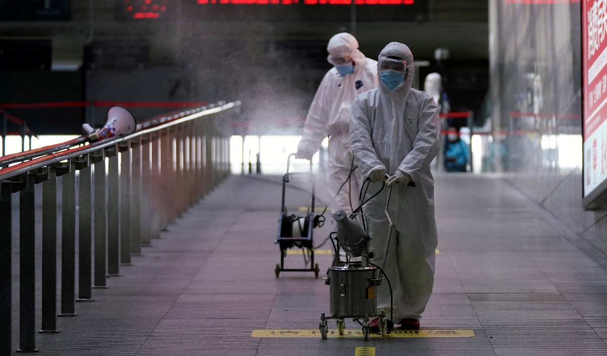 उत्तर कोरिया में कोरोना वायरस के पहले मामले की पुष्टि के बाद बुखार से पीड़ित छह लोगों की मौत