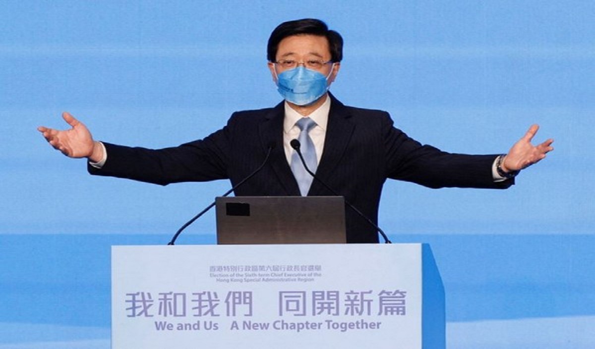 चीन समर्थित एकमात्र उम्मीदवार जॉन ली हांगकांग के अगले मुख्य कार्यकारी निर्वाचित