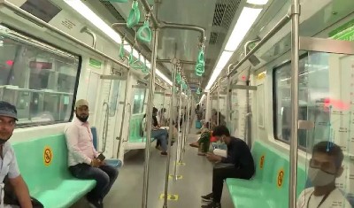 पहली बार मेट्रो ट्रेन के डिब्बे में मनाया गया जन्मदिन, आप भी करा सकते हैं बुकिंग