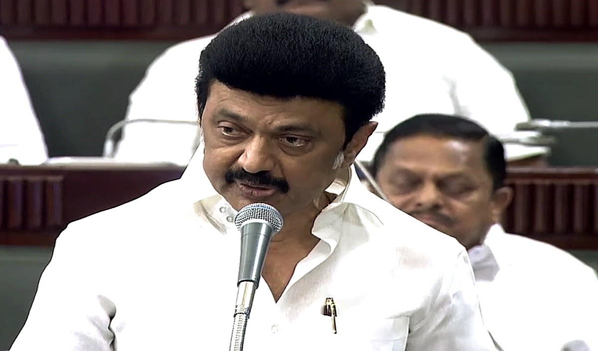तमिलनाडु सरकार ने पट्टिना प्रवेशम से हटाया प्रतिबंध, संतों से मुलाकात के बाद CM ने लिया फैसला