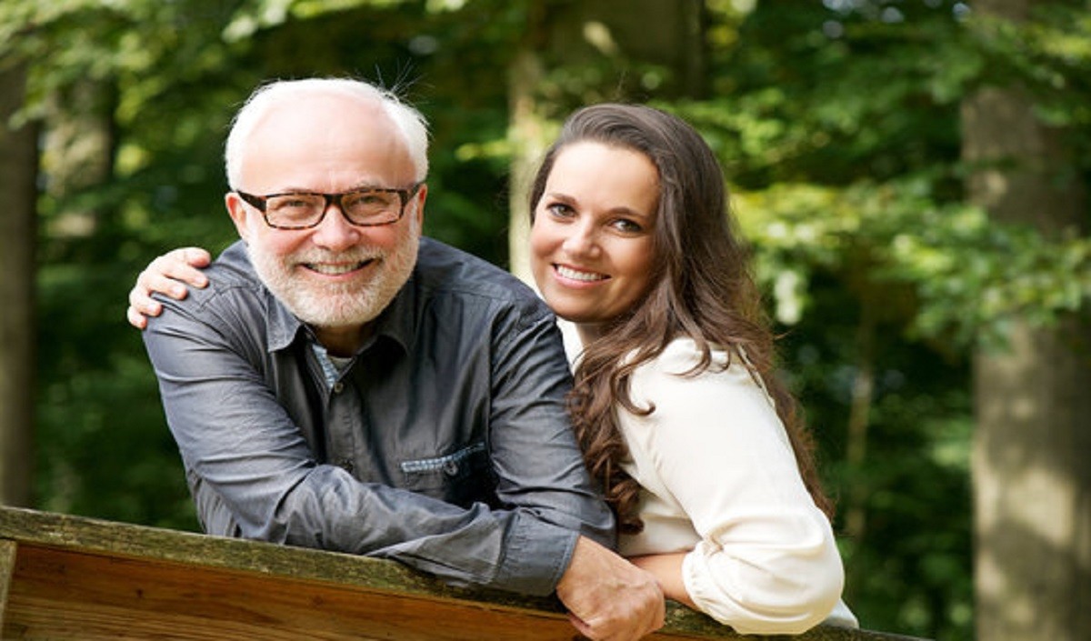 25 year old girl got married to 70 year old man