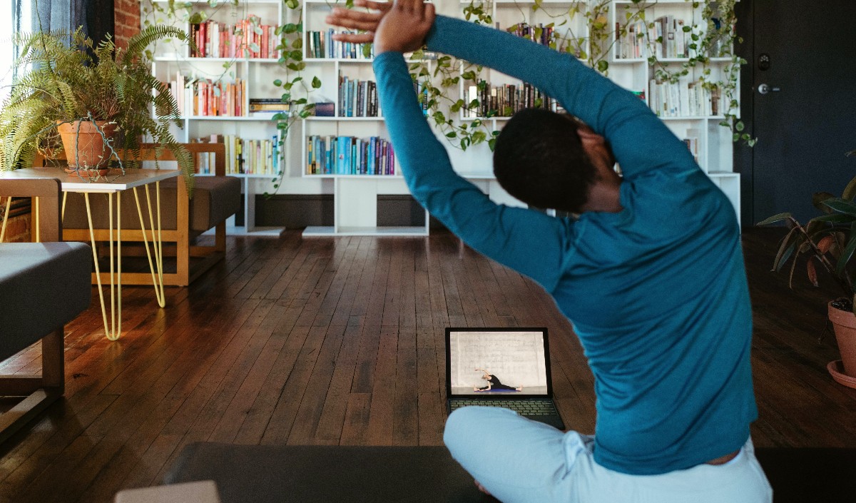 top 5 yogasana at workplace