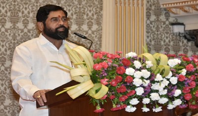 बड़ा रोचक है सामान्य ऑटो चालक से मुख्यमंत्री पद तक पहुँचने का एकनाथ शिंदे का सफर