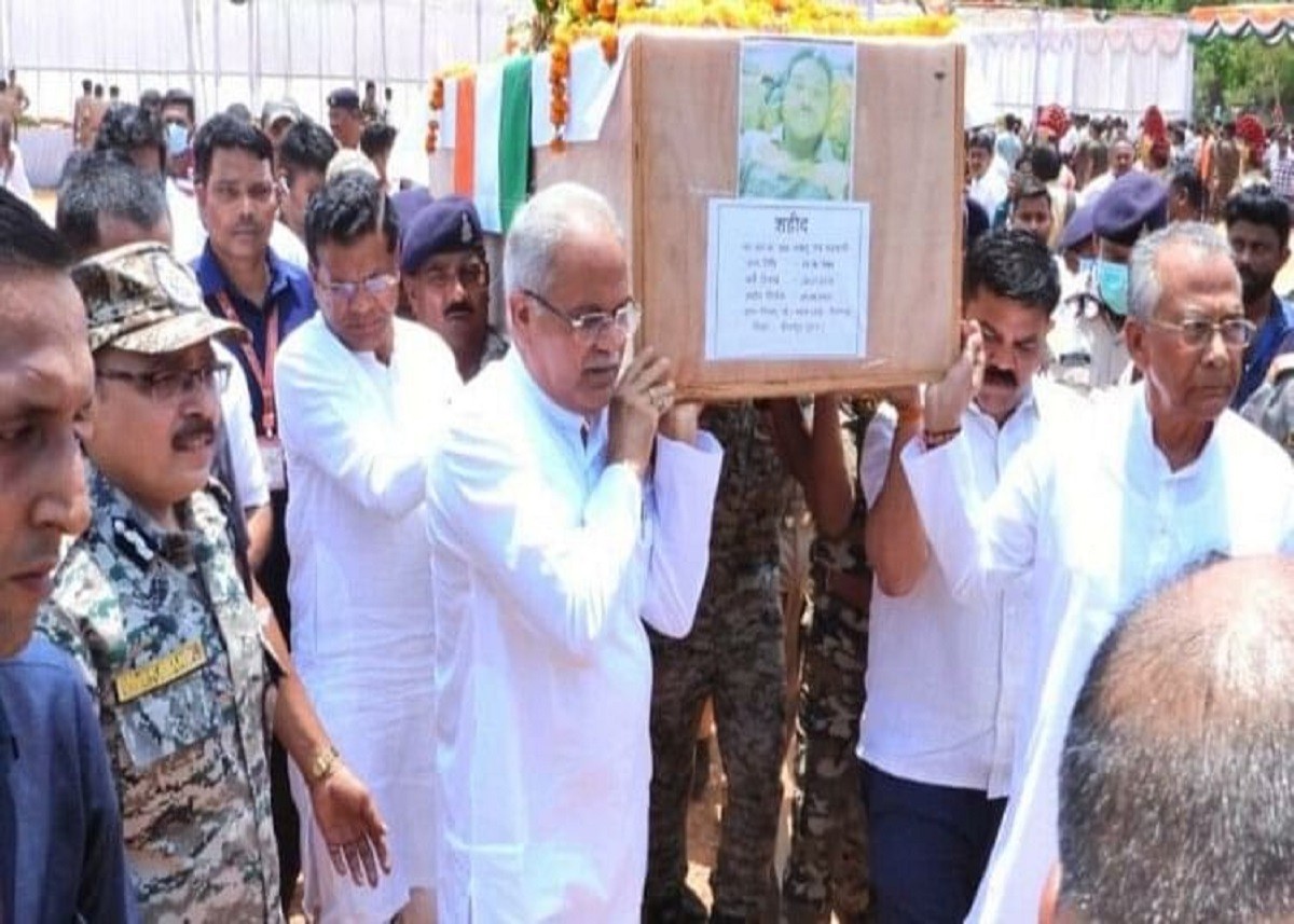 Paying tribute to martyred soldiers CM Bhupesh Baghel met families of victims