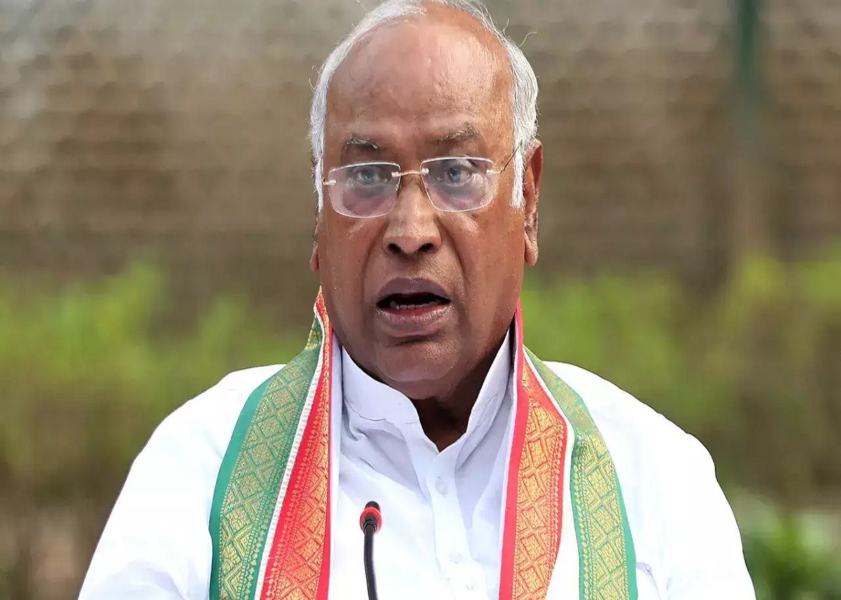 कांग्रेस अध्यक्ष खरगे ने केंद्र सरकार पर साधा निशाना, कहा- गलवान के बाद बढ़ता जा रहा चीन का दुस्साहस