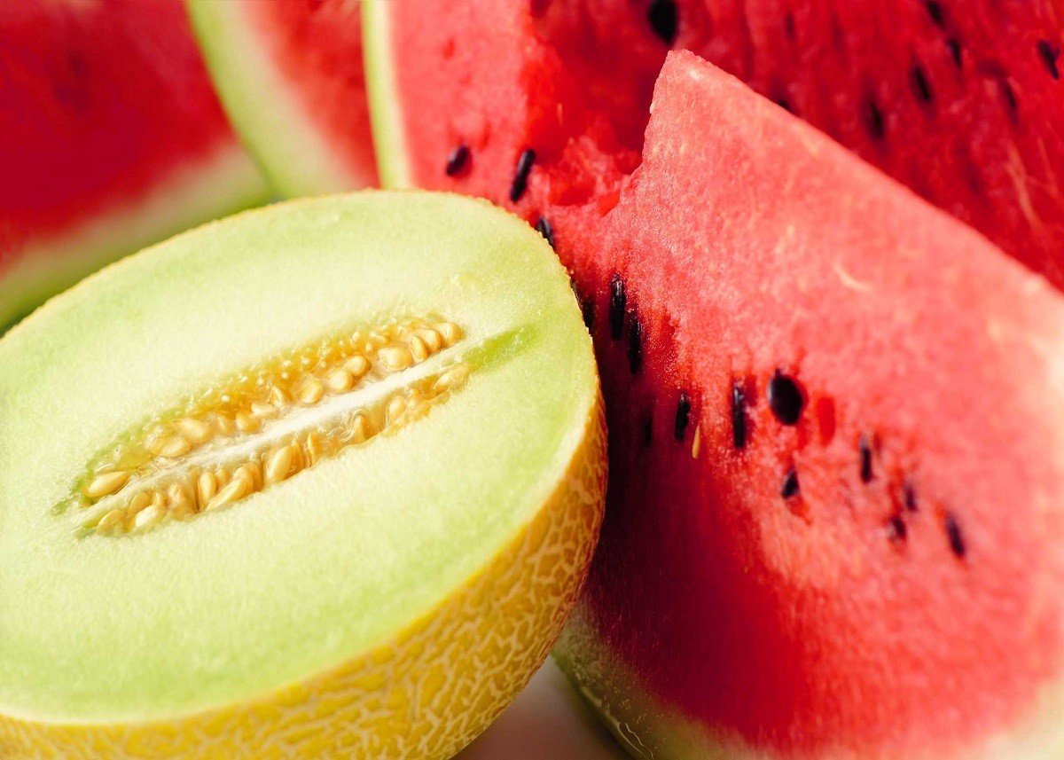 Summer Fruits: अपनी डाइट में जरूर शामिल करें ये फ्रूट्स, चिलचिलाती गर्मी में भी होगा कूलनेस का एहसास
