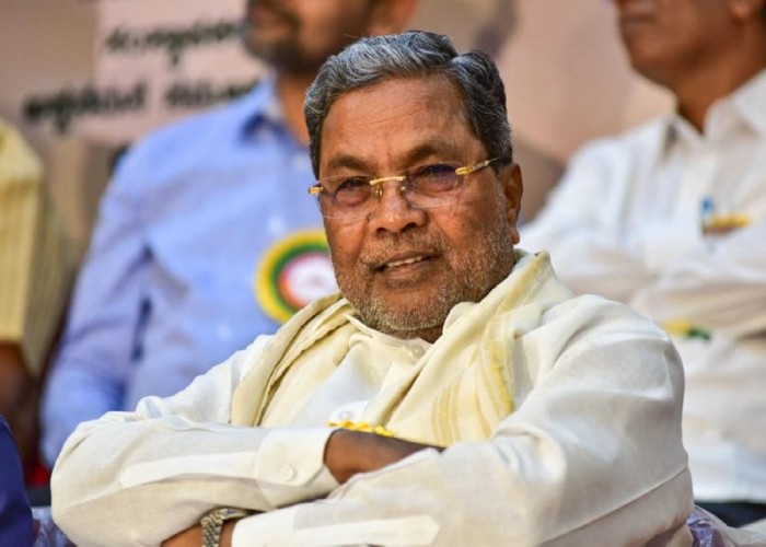Karnataka News: सिद्धारमैया सरकार का बड़ा ऐलान, धर्मांतरण विरोधी कानून रद्द होने के साथ हटाया जाएगा यह अध्याय