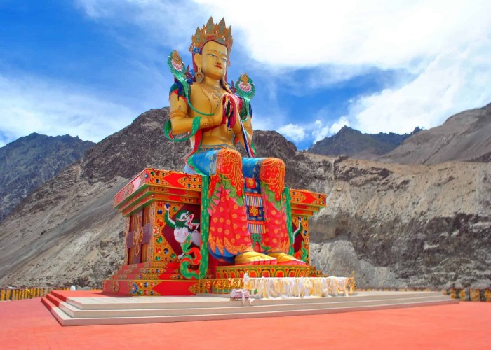 Lord Buddha Statue: विश्व भर में फेमस है लद्दाख में मौजूद भगवान बुद्ध की मूर्ति, रोचक है इसकी कहानी
