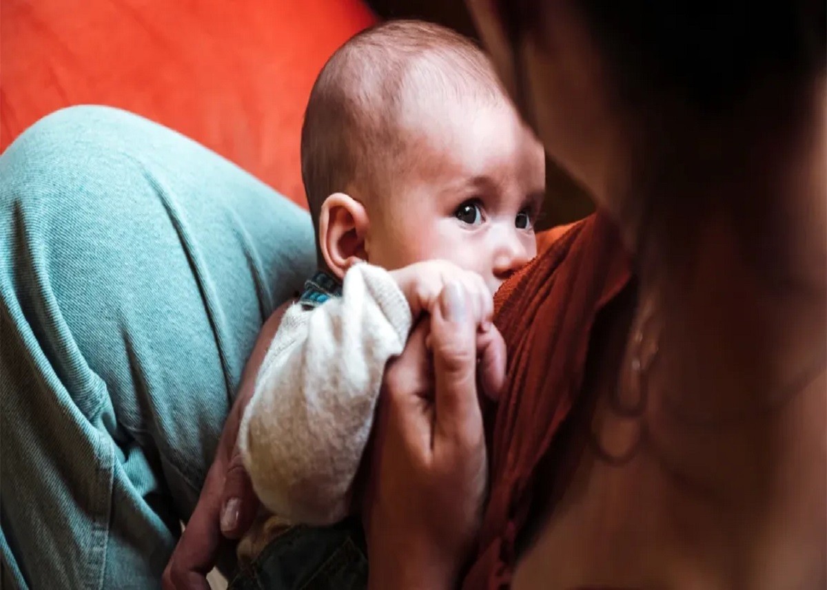 Breastfeeding Tips: पीरियड्स के कारण ब्रेस्ट फीडिंग में आती है परेशानी तो अपनाएं ये टिप्स, जानिए क्या कहते हैं डॉक्टर