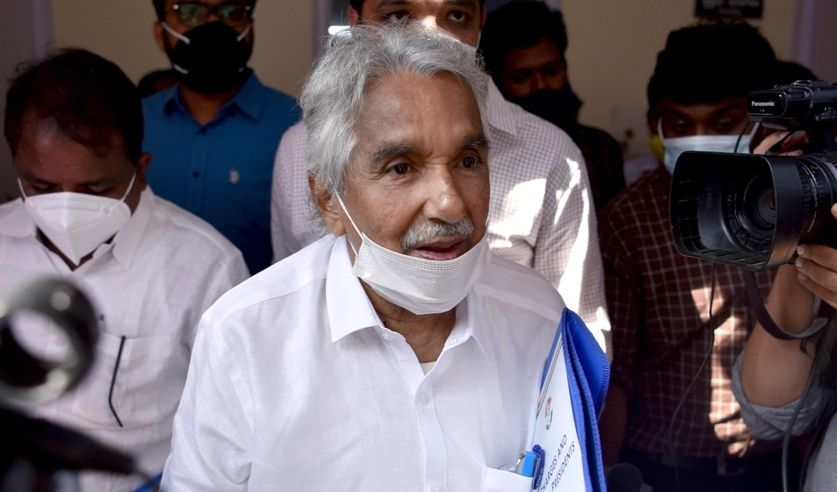Chief Minister Oommen Chandy Chief Minister Oommen Chandy